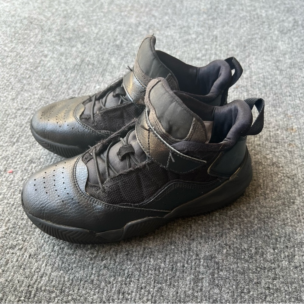 Jordan Black Sneakers Ultimate Style